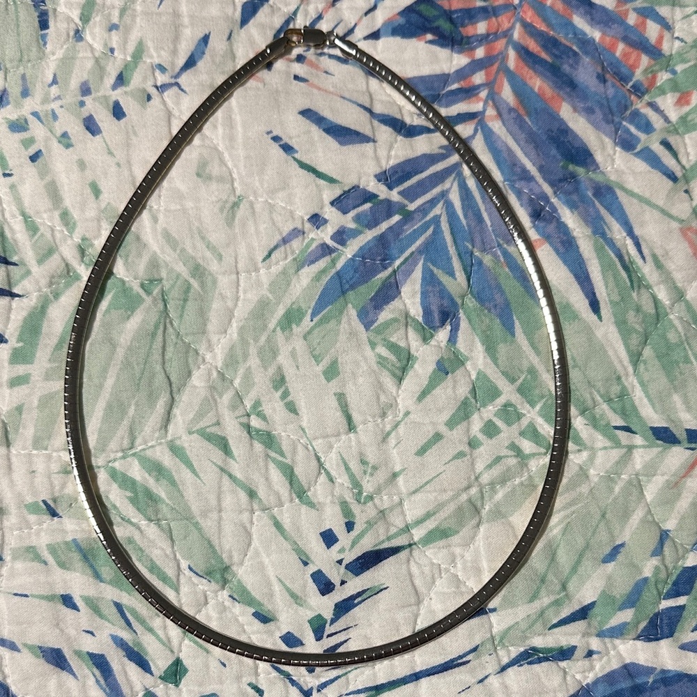 Elegant Silver Necklace